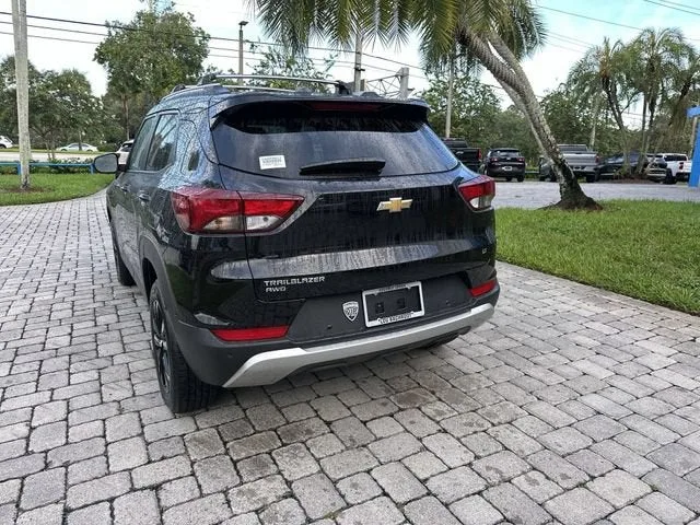 2021 Chevrolet Trailblazer LT photo 35