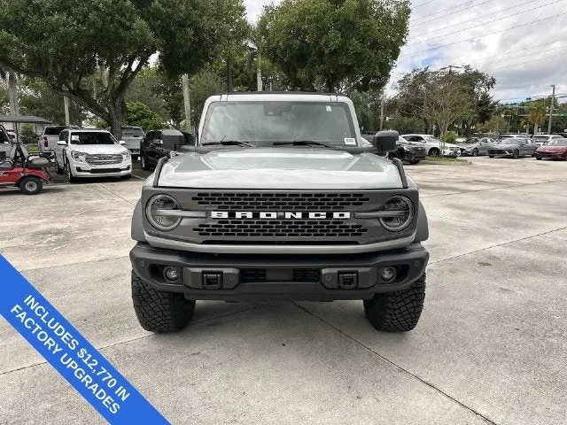 2023 Ford Bronco Base photo 18