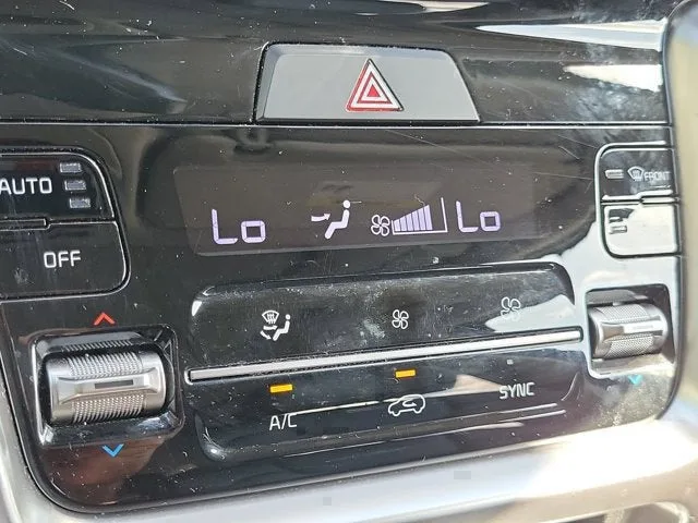 2023 Kia Sorento X-Line EX photo 31