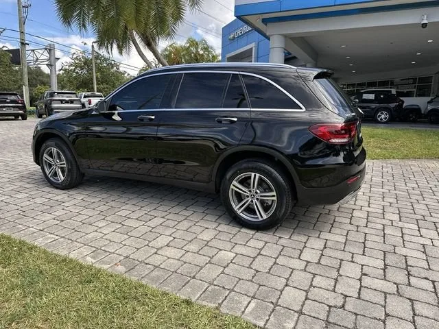 2022 Mercedes-Benz GLC GLC 300 photo 32