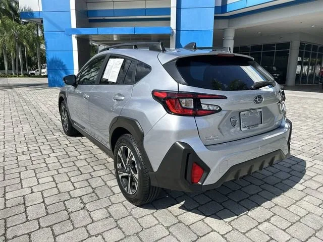 2025 Subaru Crosstrek Premium photo 16