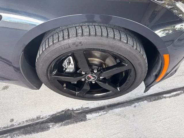 2015 Chevrolet Corvette Stingray 2LT photo 19