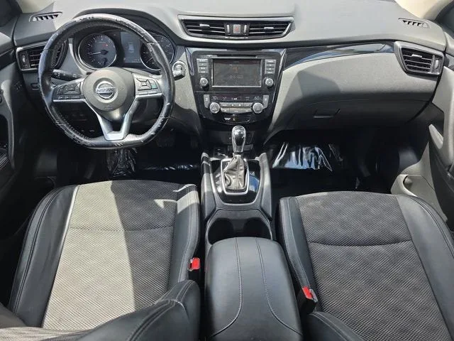 2022 Nissan Rogue Sport SV photo 19