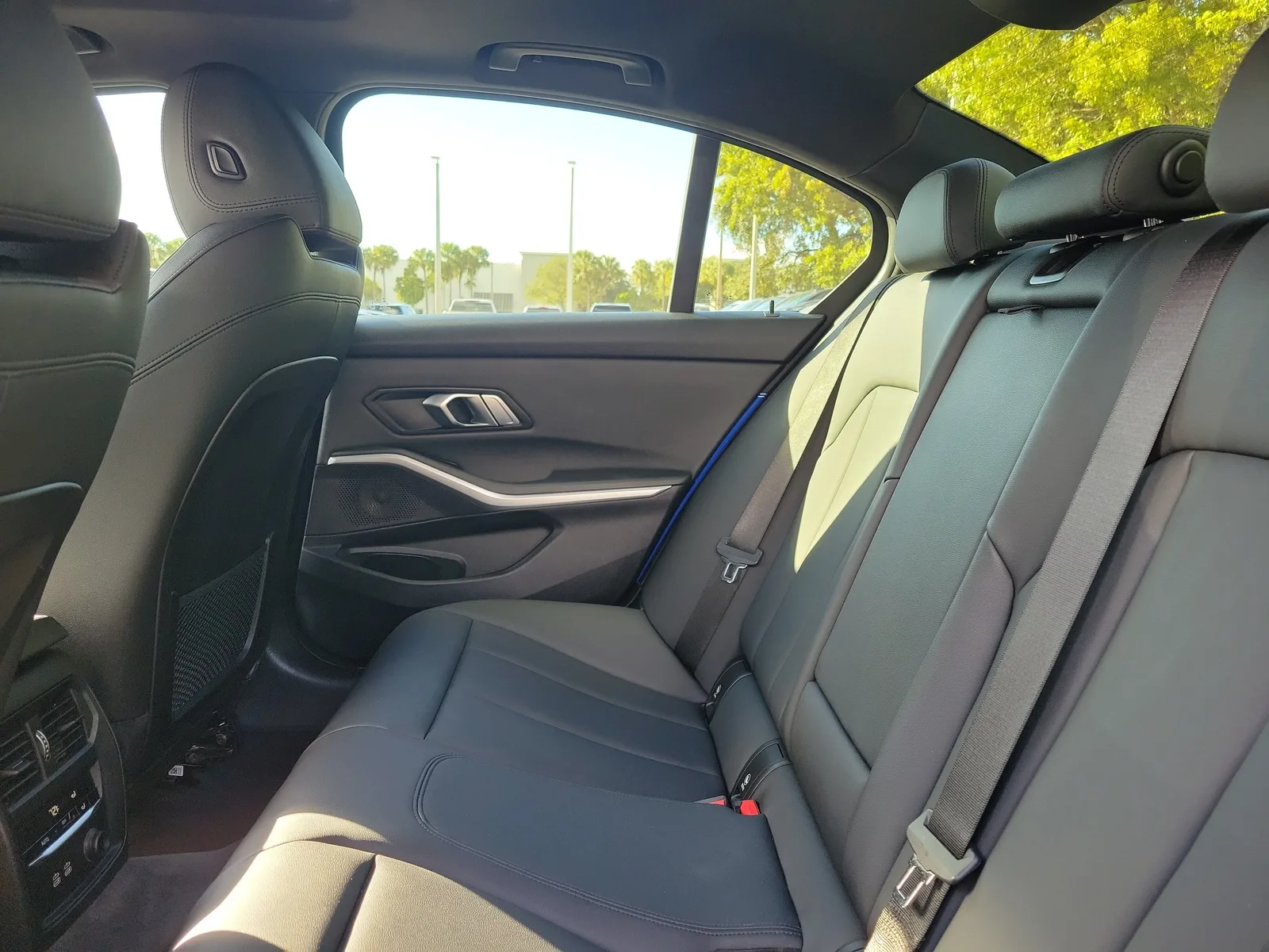 2019 BMW 3 Series 330i xDrive photo 15