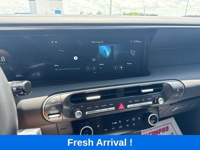 2026 Hyundai Palisade SEL Convenience photo 8