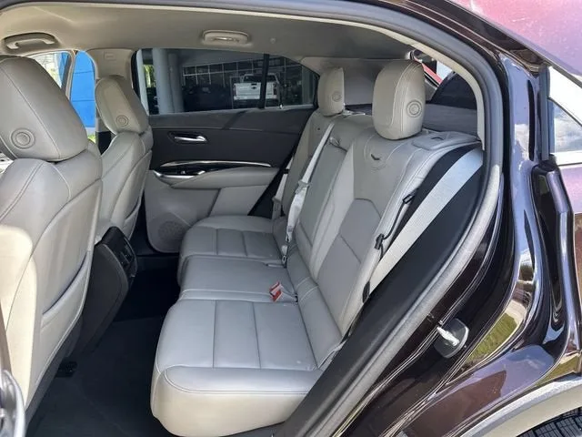 2021 Cadillac XT4 FWD Premium Luxury photo 27