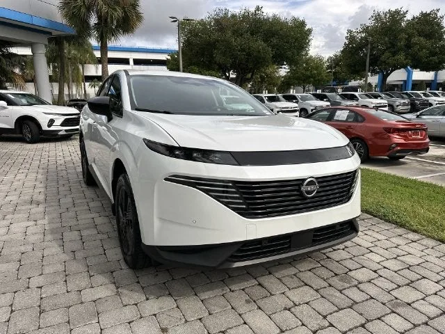 2025 Nissan Murano SV photo 17