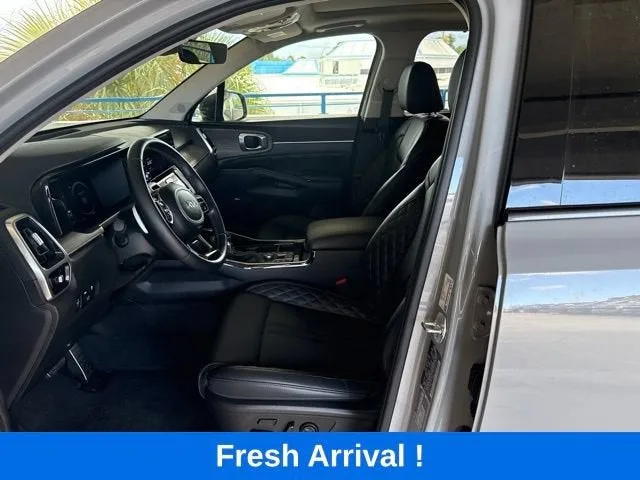 2023 Kia Sorento X-Line SX Prestige photo 2