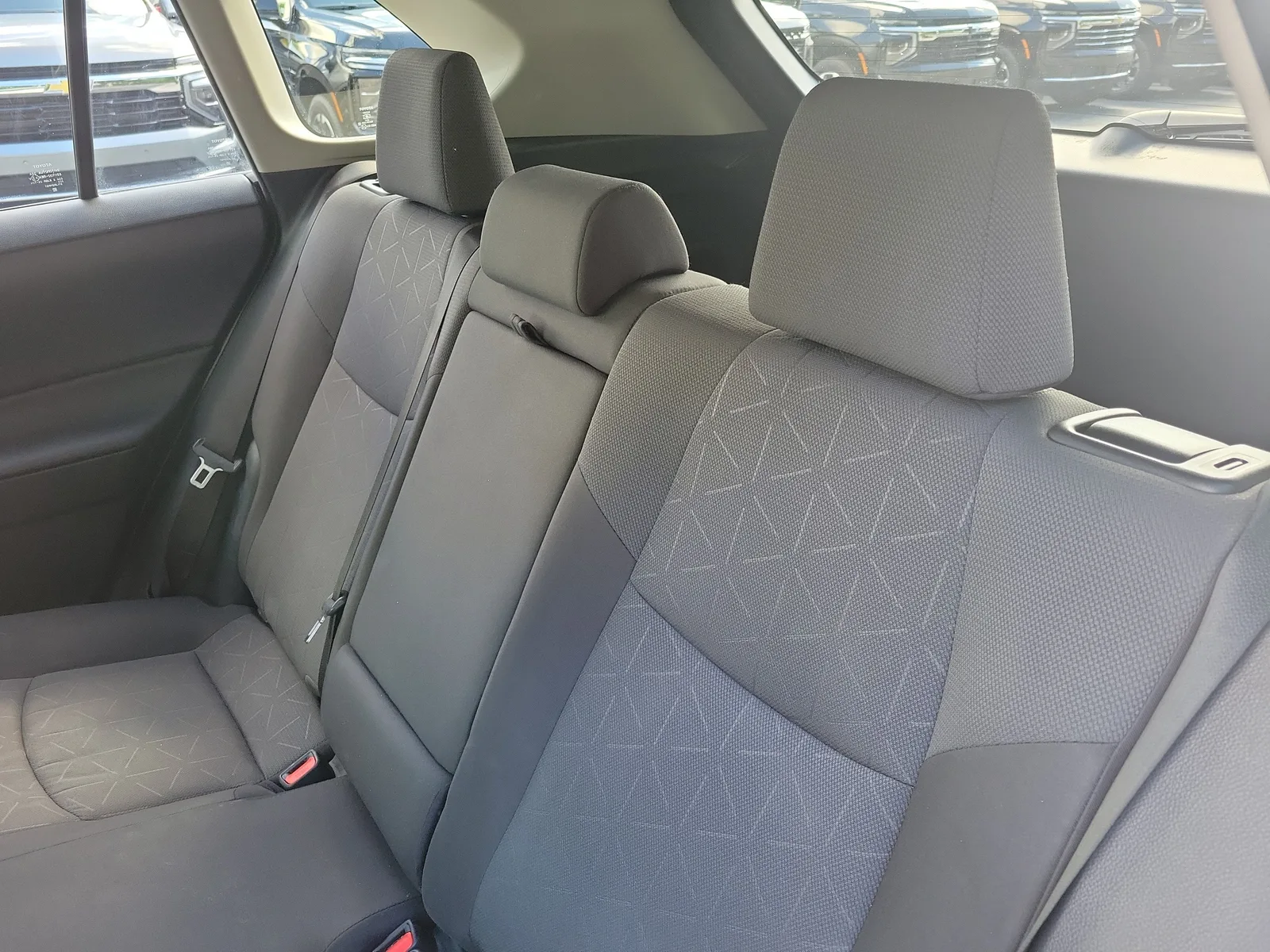 2023 Toyota RAV4 Hybrid XLE photo 14
