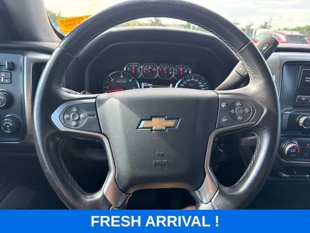 2017 Chevrolet Silverado 1500 LT photo 5