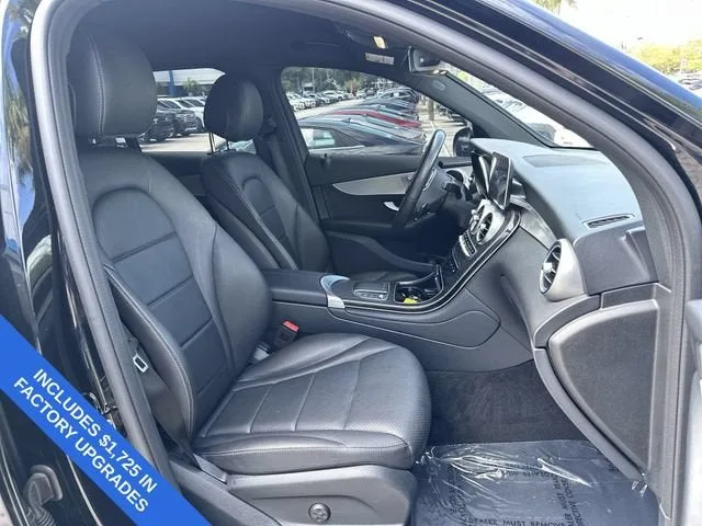 2022 Mercedes-Benz GLC GLC 300 photo 29