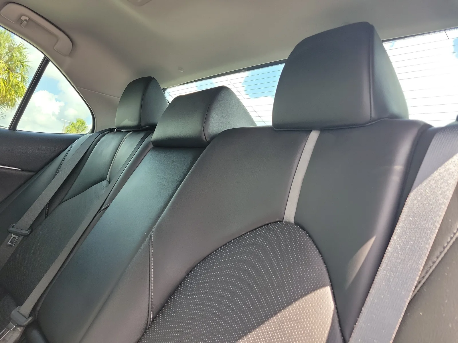 2021 Toyota Camry XSE photo 13