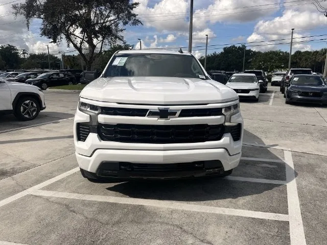 2024 Chevrolet Silverado 1500 RST photo 18