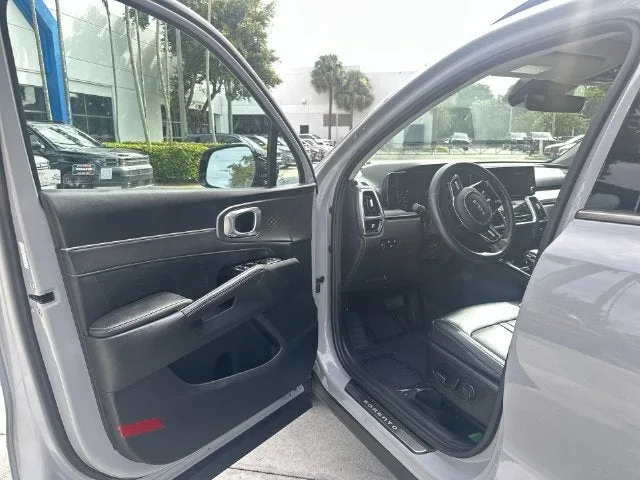 2023 Kia Sorento SX photo 22