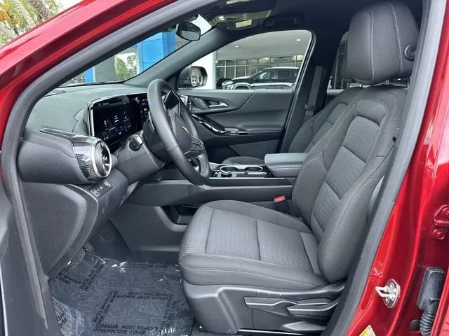 2026 Chevrolet Equinox LT photo 30