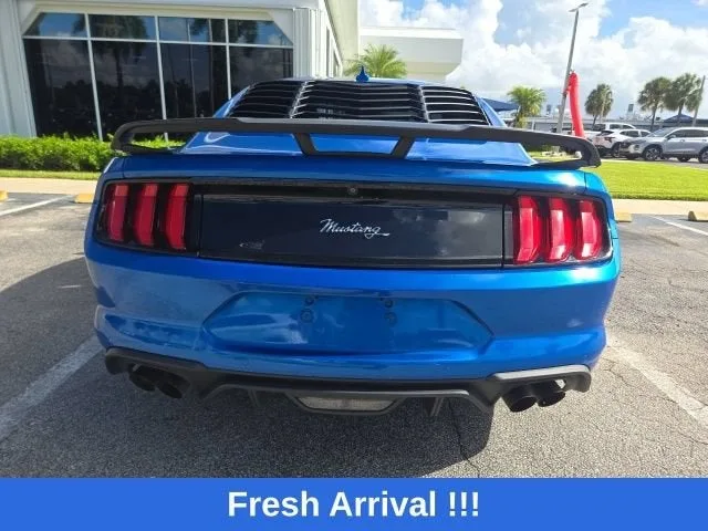 2021 Ford Mustang GT photo 3