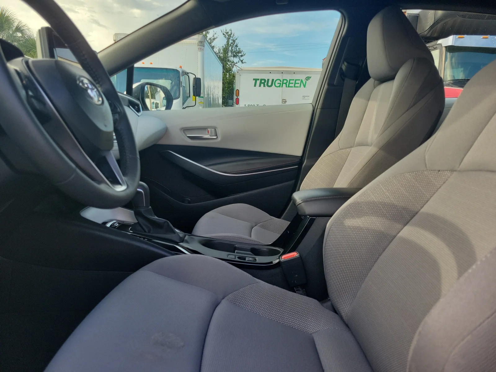 2024 Toyota Corolla SE photo 21