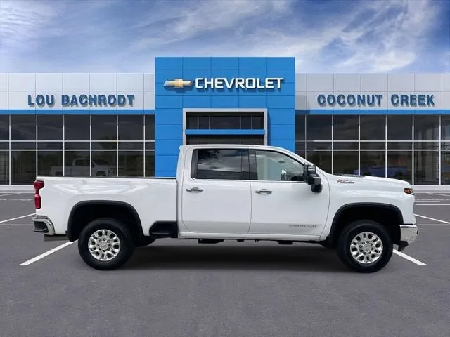 2024 Chevrolet Silverado 3500 HD LTZ photo 9