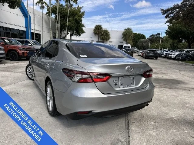 2023 Toyota Camry LE photo 12
