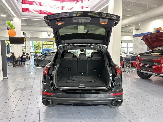 2018 Porsche Cayenne PLATINUM EDITION photo 28