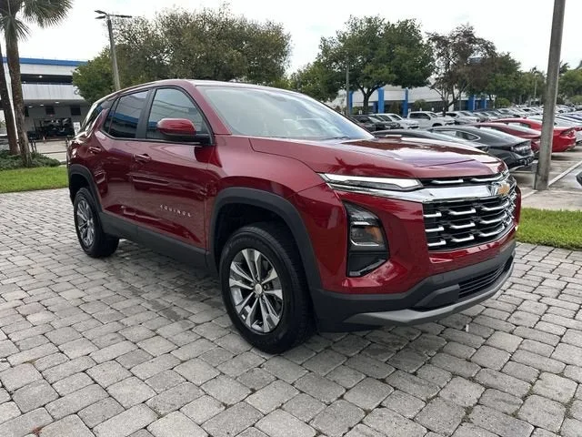 2026 Chevrolet Equinox LT photo 16