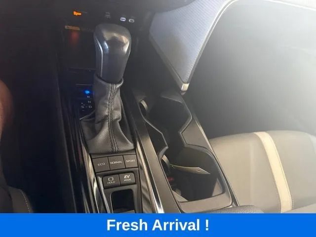 2025 Toyota Camry LE photo 8
