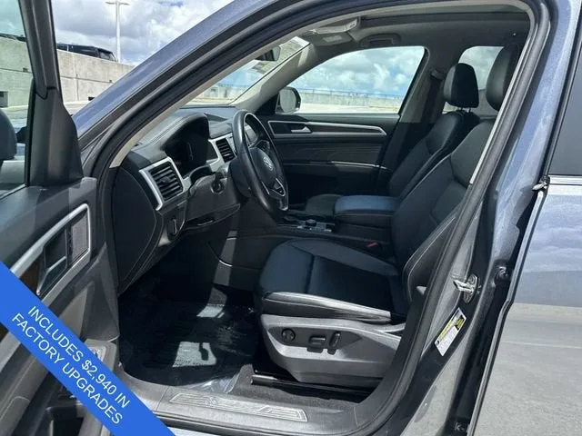 2022 Volkswagen Atlas 2.0T SE w/Technology photo 30