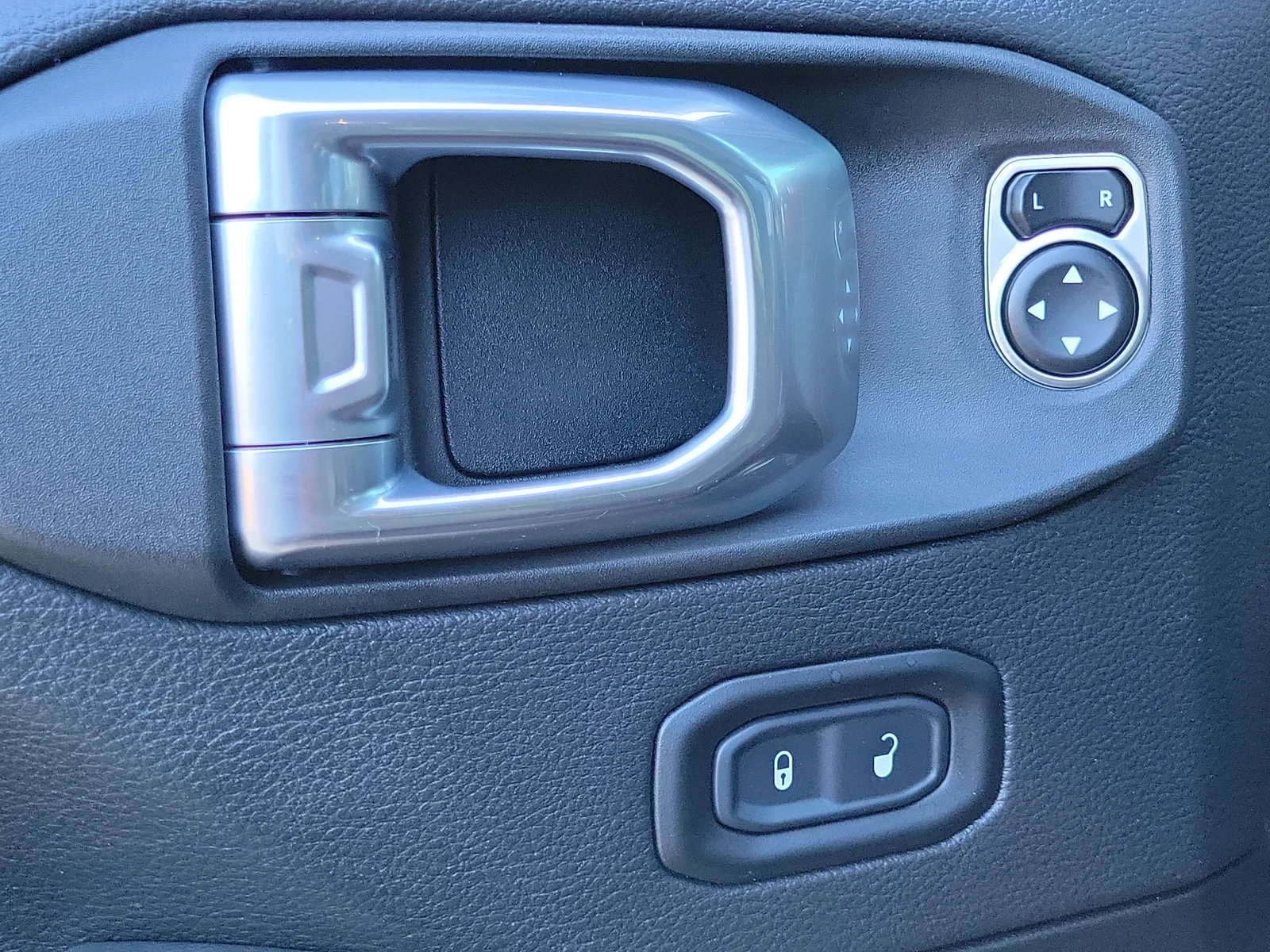 2021 Jeep Wrangler Unlimited Rubicon photo 23