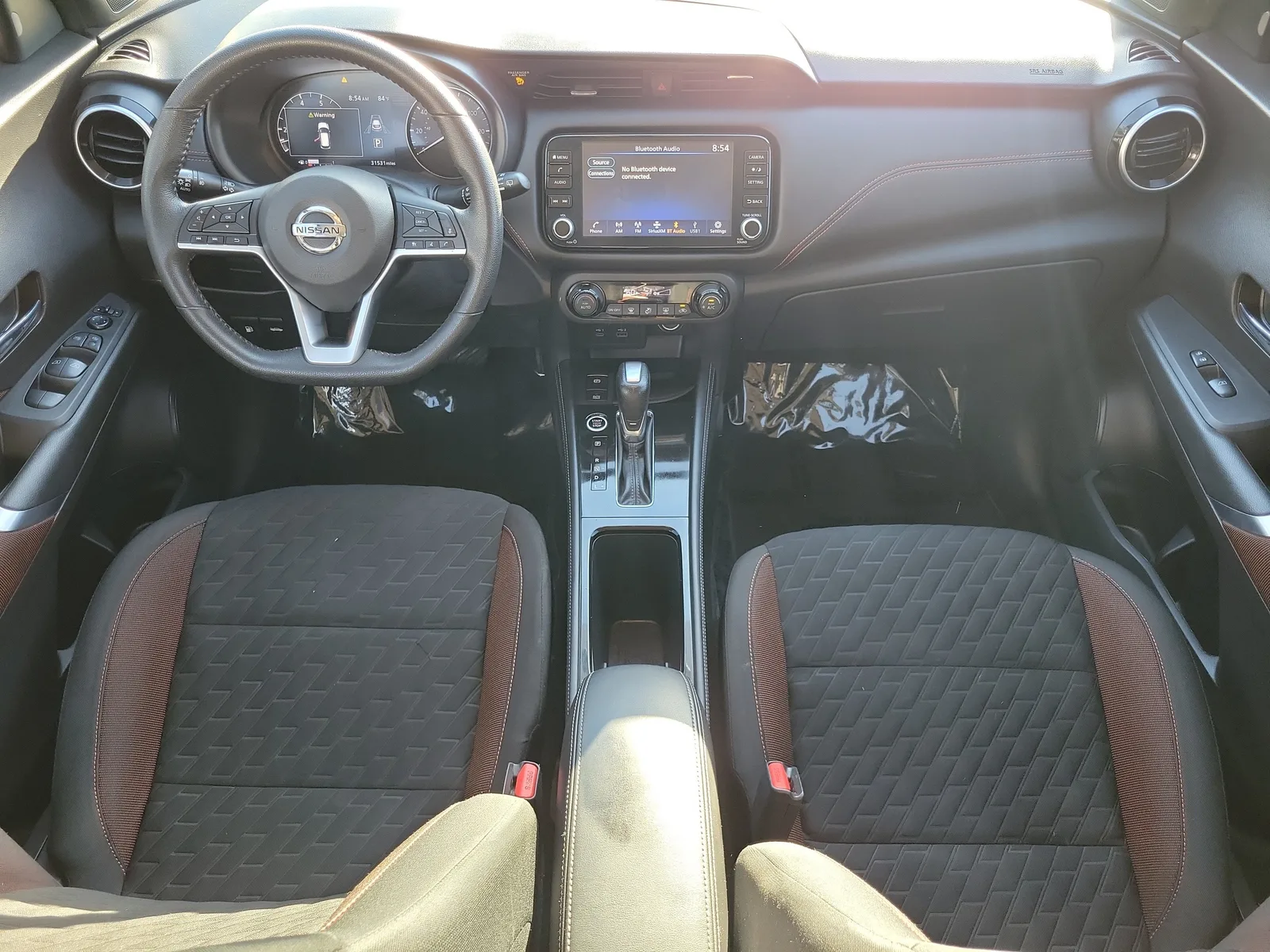 2021 Nissan Kicks SR photo 18