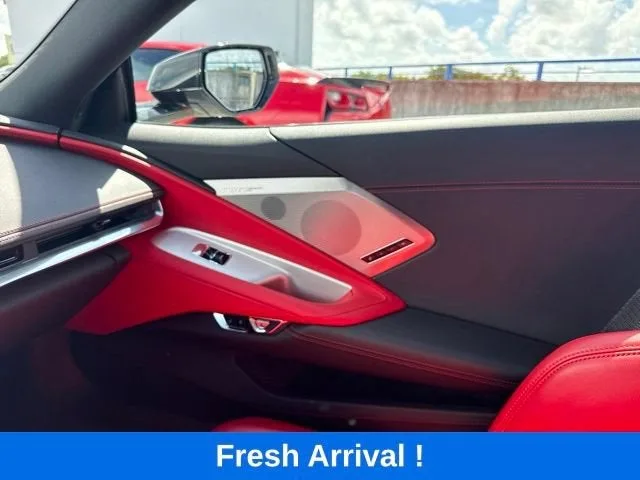 2020 Chevrolet Corvette Stingray 2LT photo 9