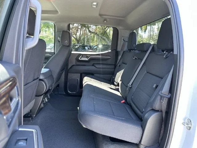 2024 GMC Sierra 1500 Elevation photo 27