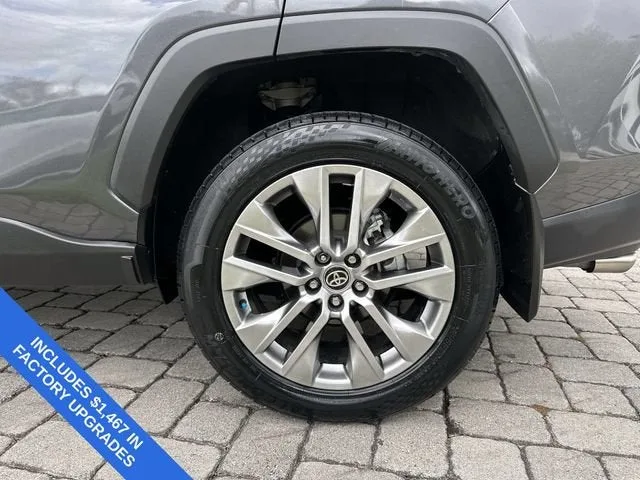 2024 Toyota RAV4 XLE Premium photo 11