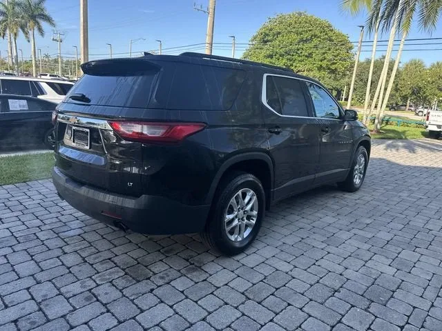 2021 Chevrolet Traverse LT Leather photo 38
