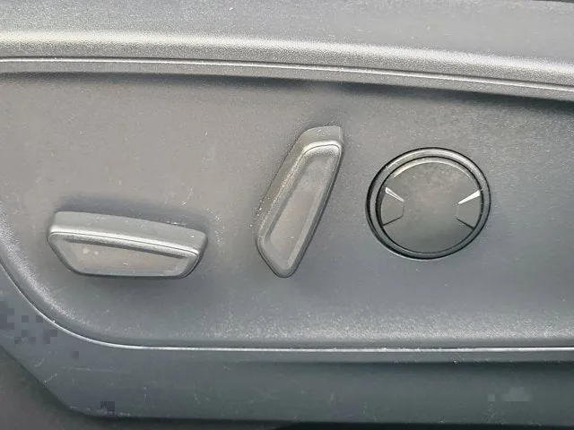 2025 Ford Escape ST-Line photo 21
