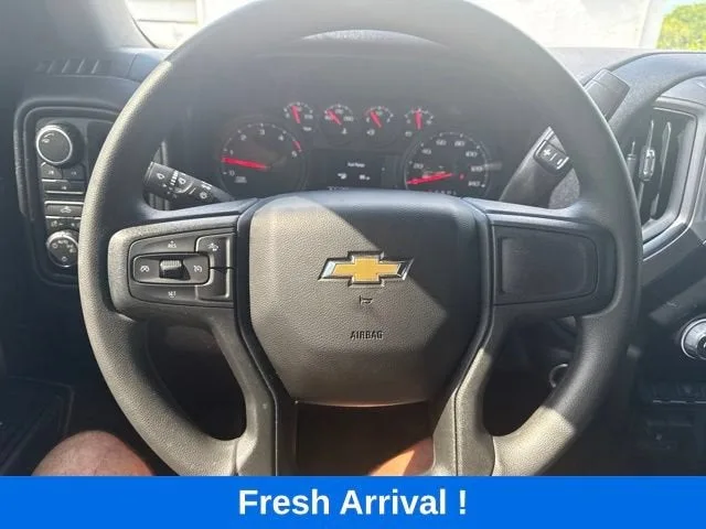 2026 Chevrolet Silverado 3500 HD WT DRW photo 5