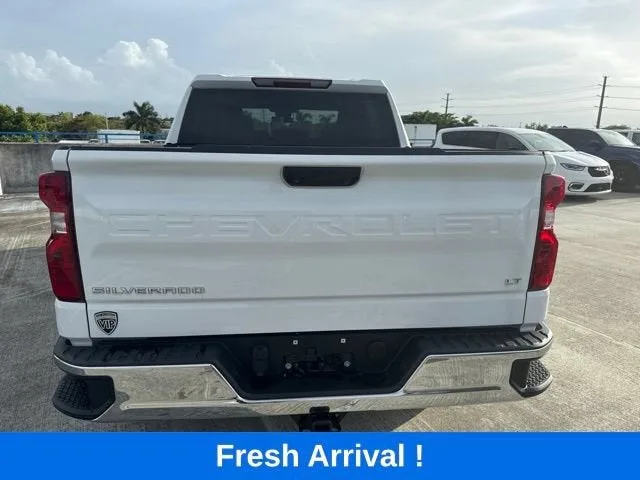 2024 Chevrolet Silverado 1500 LT photo 17