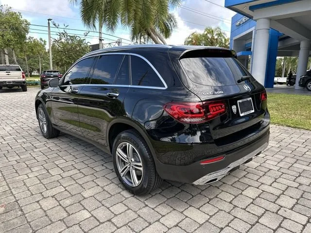 2022 Mercedes-Benz GLC GLC 300 photo 33