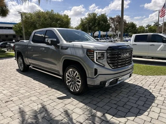 2025 GMC Sierra 1500 Denali Ultimate photo 16