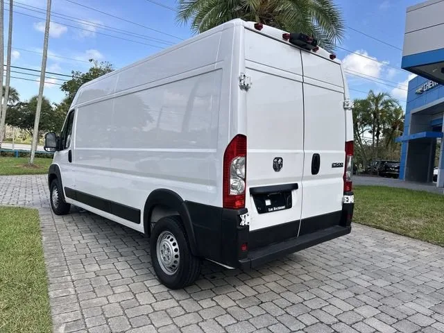 2024 RAM ProMaster Cargo Van Tradesman photo 34