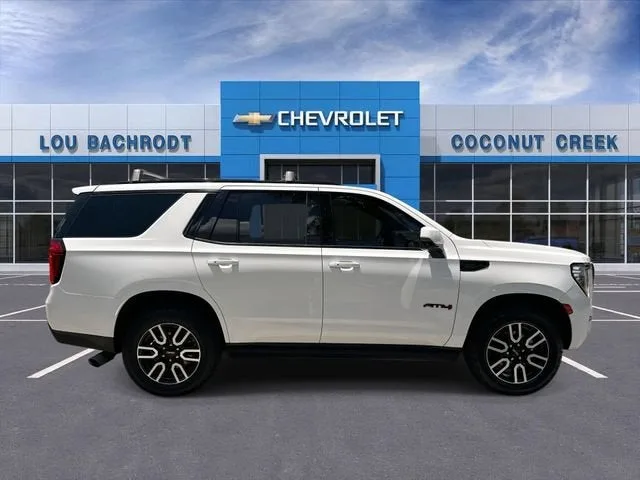 2023 GMC Yukon AT4 photo 9
