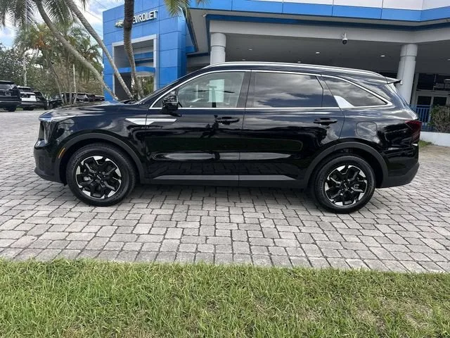 2026 Kia Sorento S photo 31