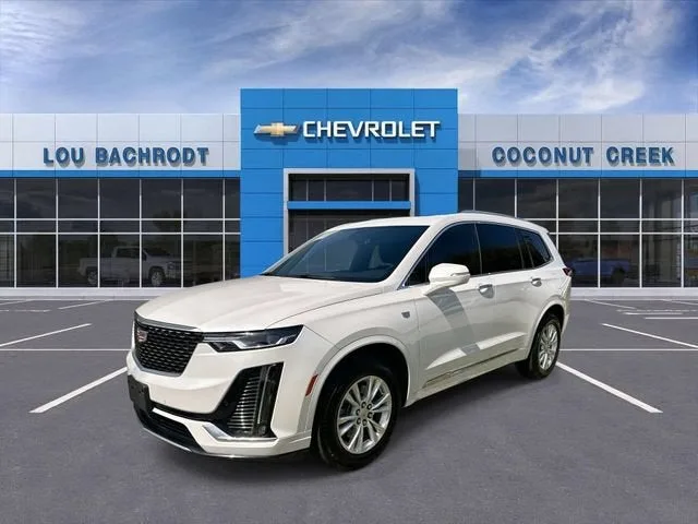 2024 Cadillac XT6 Luxury photo 4