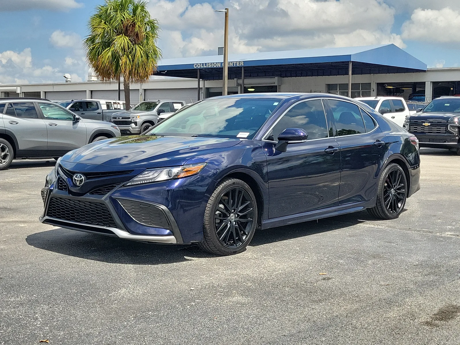 2021 Toyota Camry XSE photo 7