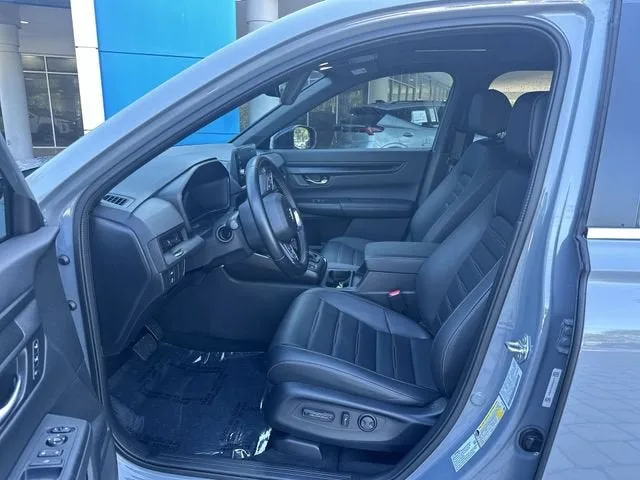 2025 Honda CR-V Hybrid Sport-L photo 30