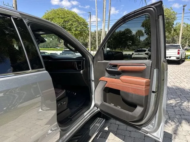 2025 GMC Sierra 1500 Denali Ultimate photo 23