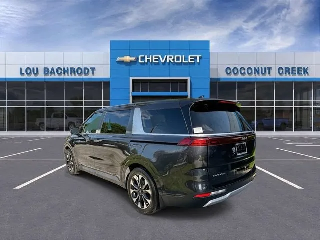 2023 Kia Carnival EX photo 6