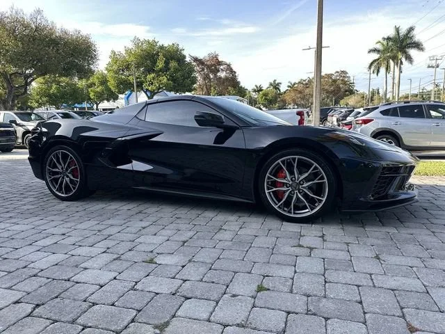 2023 Chevrolet Corvette Stingray 2LT photo 15