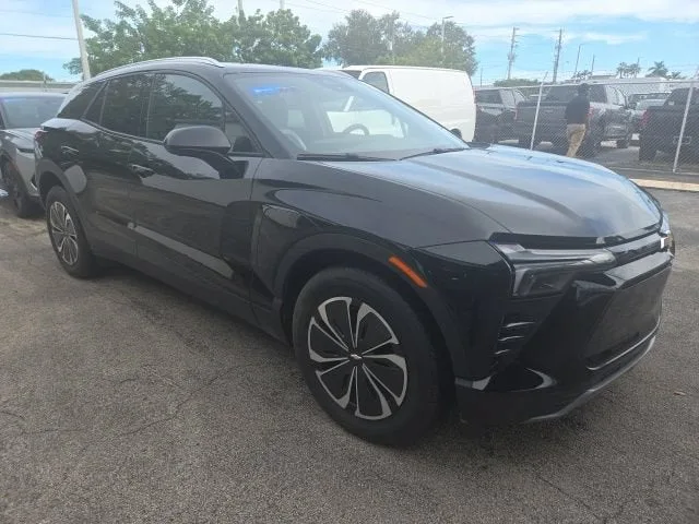 2024 Chevrolet Blazer EV LT photo 5