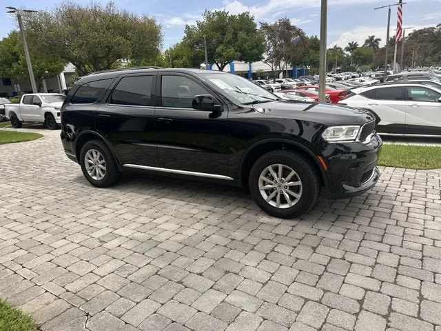 2023 Dodge Durango SXT photo 15