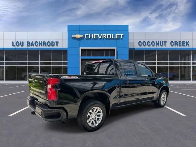 2025 Chevrolet Silverado 1500 RST photo 8